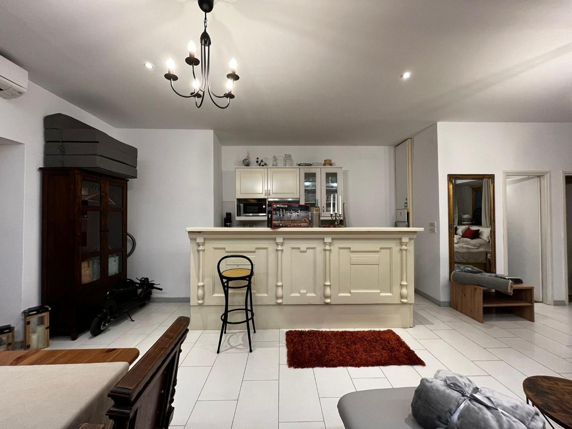 Apartment Michaela 4-Sterne & Parking ロヴィニ エクステリア 写真